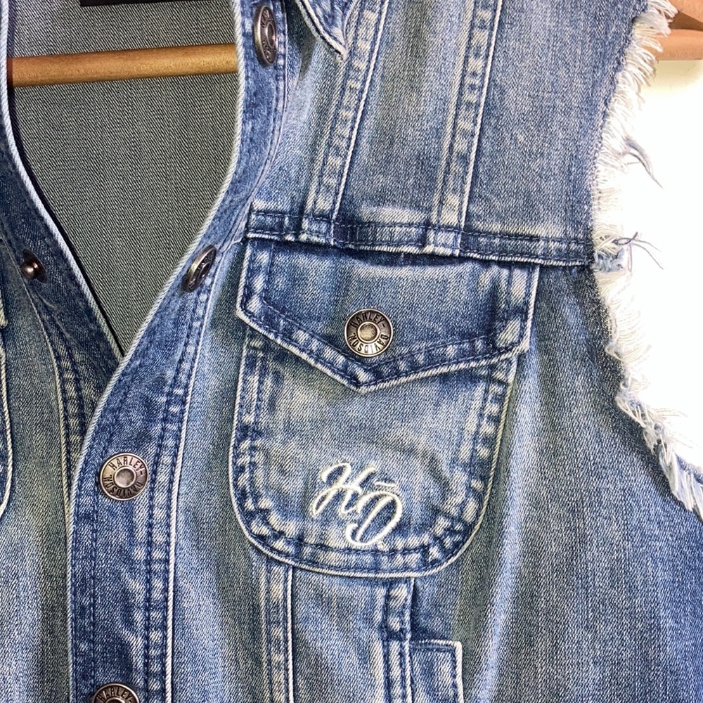 Harley Davidson Denim Vest Metal Stud American Flag No Sleeve Fringes XS - Picture 4 of 7